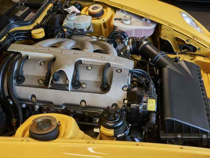 PORSCHE 968 CS 4