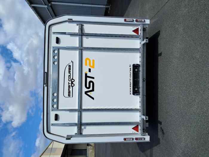 Remorque porte voiture fermée Auto Sport Trailer AST2 4