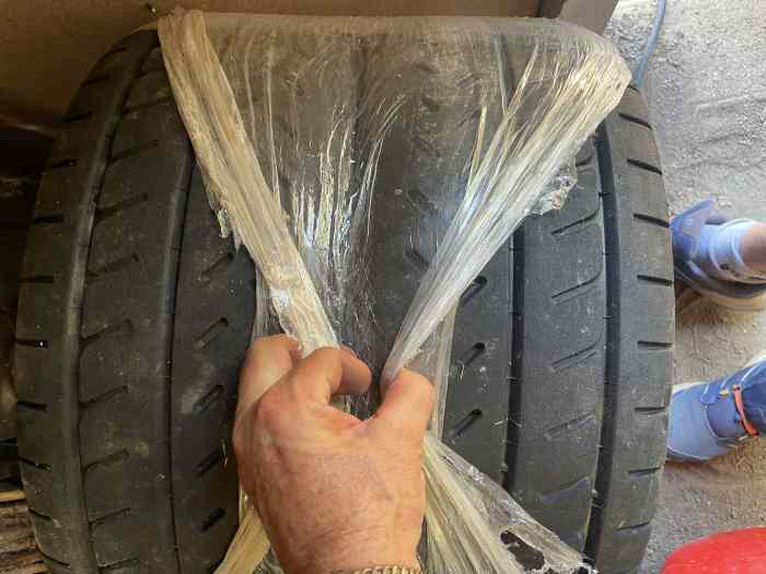 4 PNEUS MICHELIN 21. 190/50 16 1