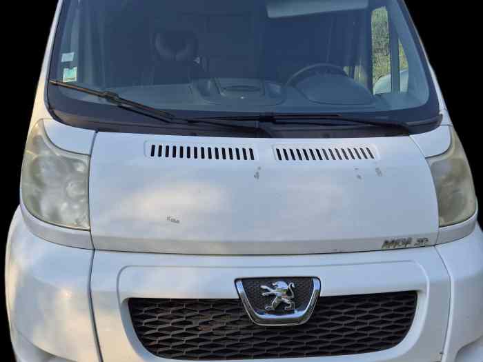 Fourgon aménagé fiat 160cvs 30 lhdi