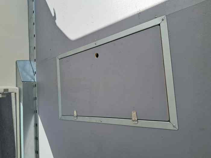 Remorque porte voiture fermée Auto Sport Trailer AST2 3