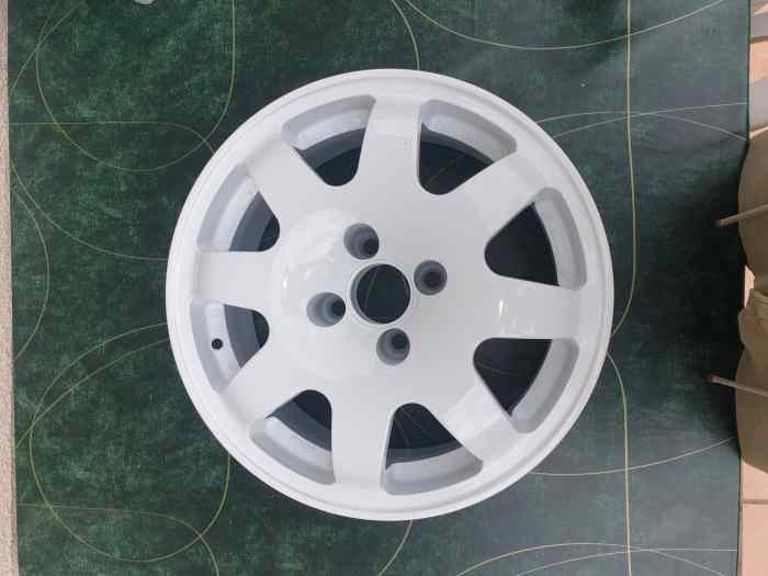 Jante speedline 15 pouces style clio groupe A 0