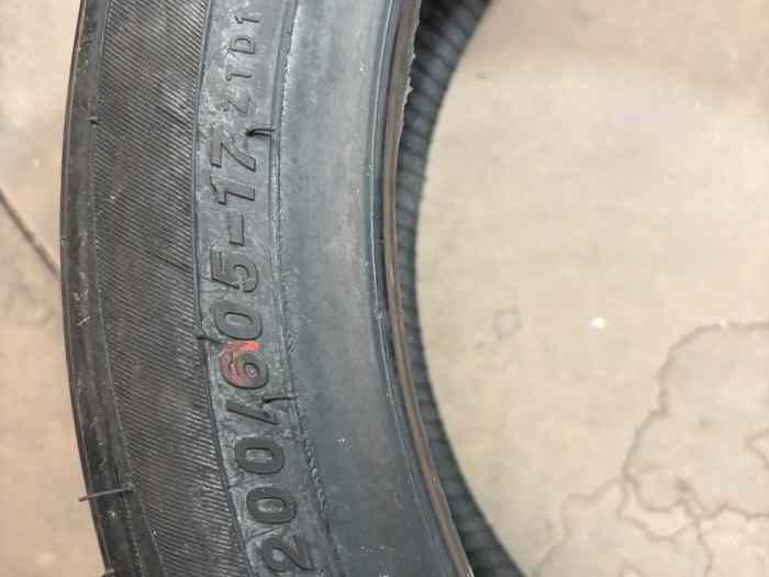 Pneus Slicks Circuit Neufs et Occasion MRF 17 3