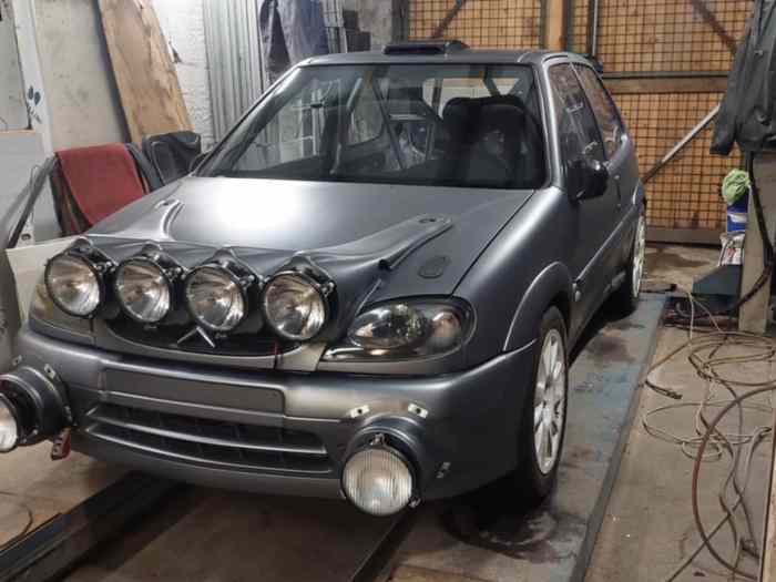 Véhicule neuf . Saxo f2013 ou A6k 1