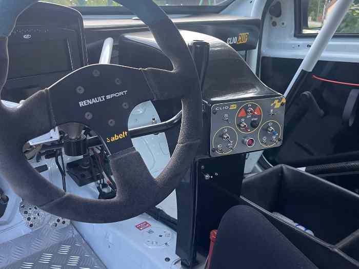 Clio Cup X85 3