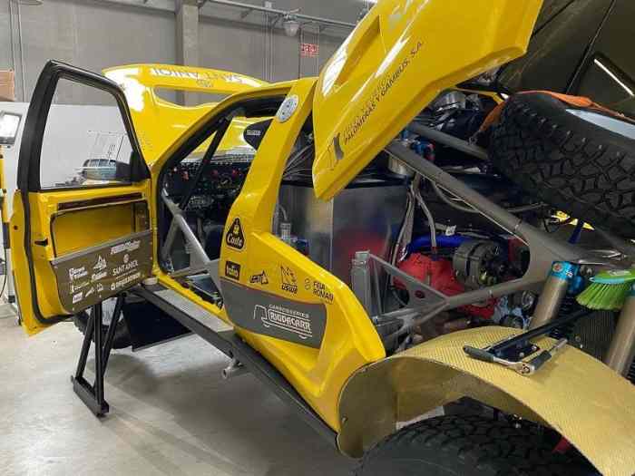 IPSO E-LECLERC 4x4 Rally Raid / Peugeot 4