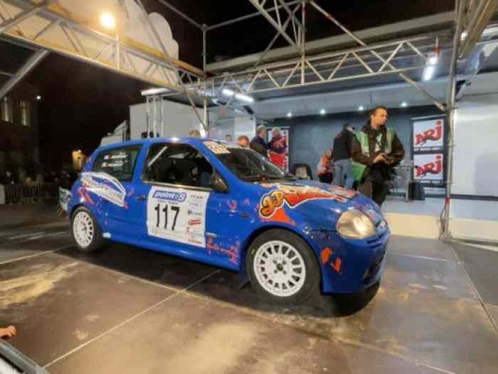 Vends clio2 rs1 n3 1