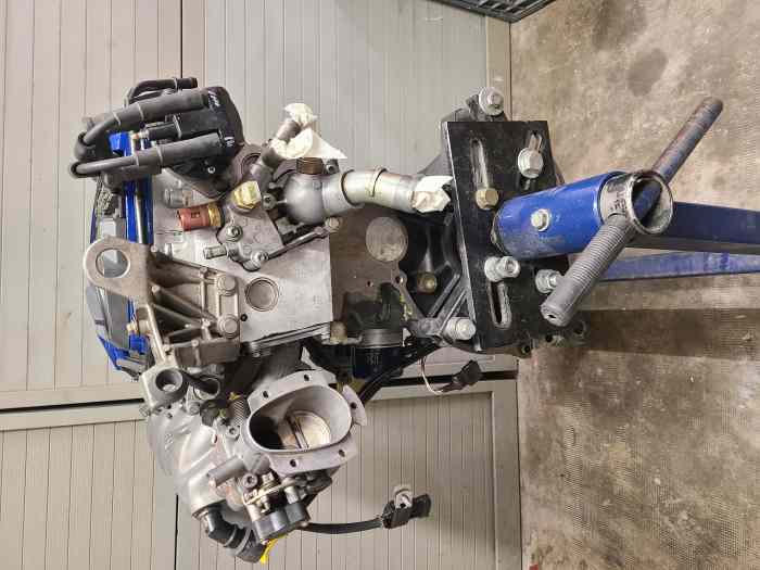 MOTEUR F7R 1