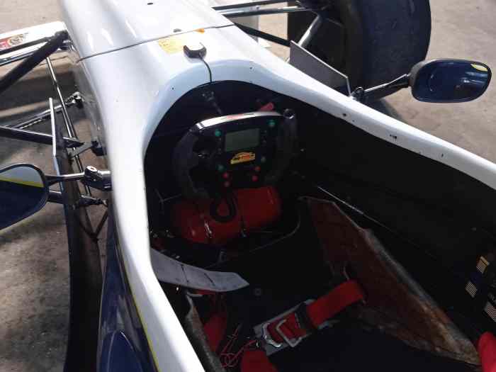 F3000 LOLA B99/50 DFY 3