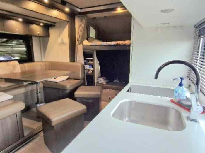 Motorhome STX - Garage / Atelier / 4 chevaux – Camping car + Studio bureau - TVA RECUP 3
