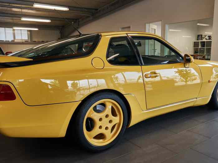 PORSCHE 968 CS