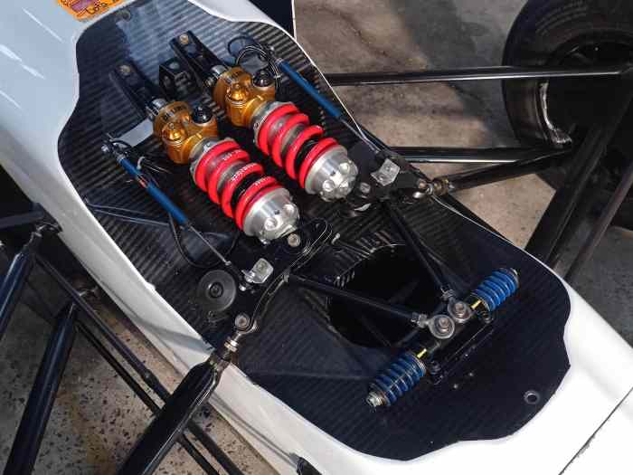 F3000 LOLA B99/50 DFY 1