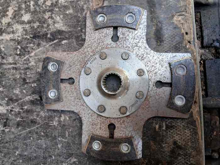 Embrayage saxo 200mm +disque alcon 2
