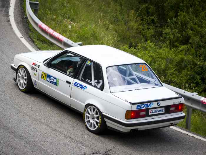 BMW 325 F+ 3