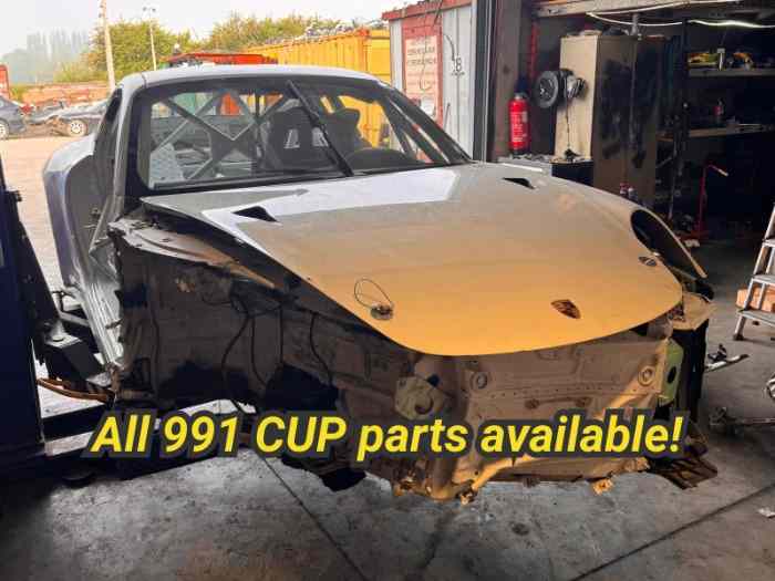 Pièces Porsche 991 CUP disponibles 0