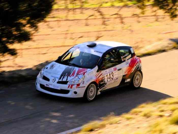 vend clio R3max 2