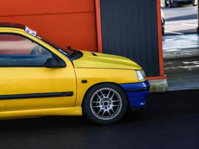 Clio rsi piste 2