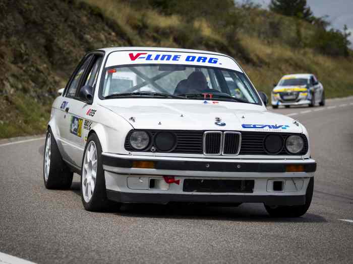 BMW 325 F+ 2