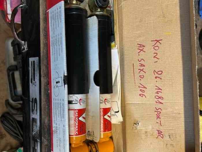 Amortisseurs KONI SPORT réglable 106 R...
