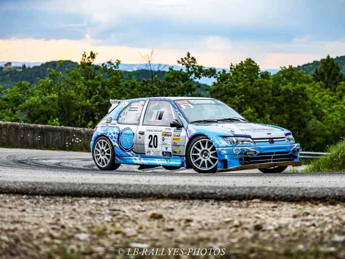 306 Maxi F2000 1