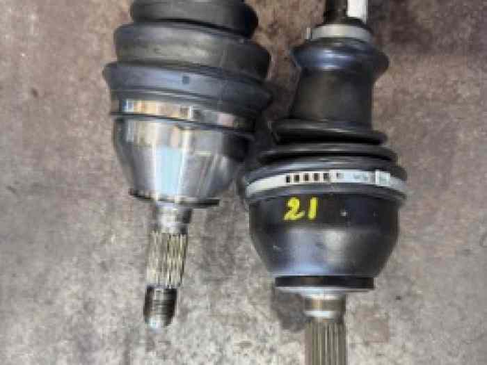 ENSEMBLE DE CARDANS 205 GTI 1.6L NEUF 2