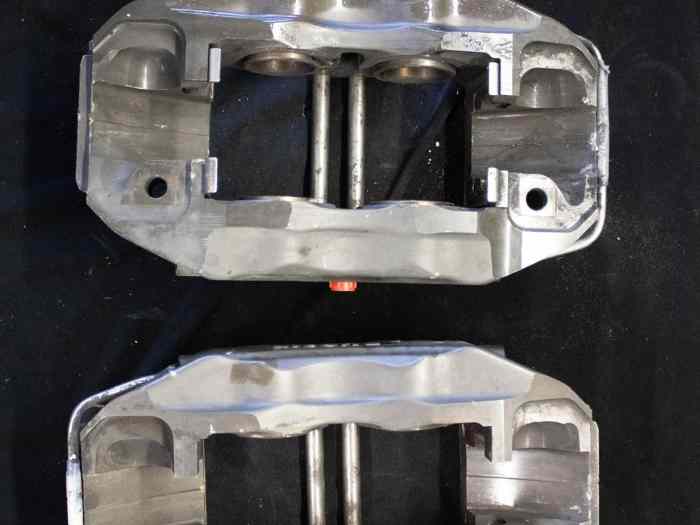 Lot de pièces freinage avant Peugeot 208 2