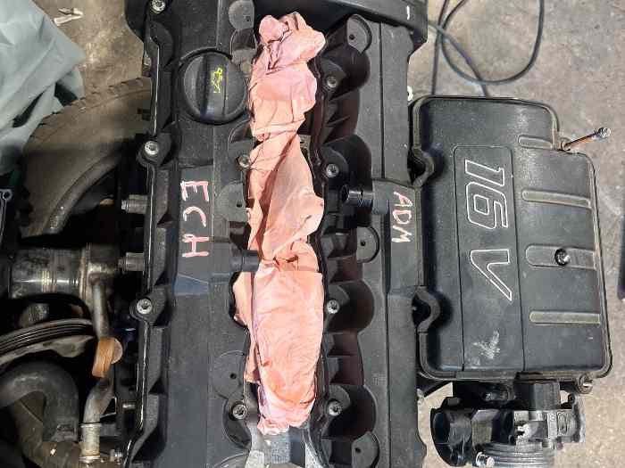 Moteur tu5j4 avec collecteur d’admissi...