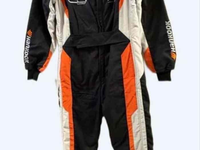 Combinaison hankook p1