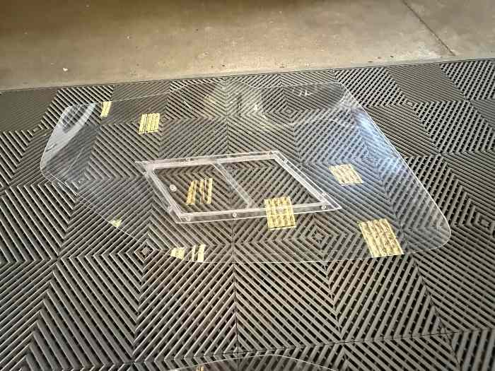 Vitres avant plexi / polycarbonate - RENAULT CLIO 2 2