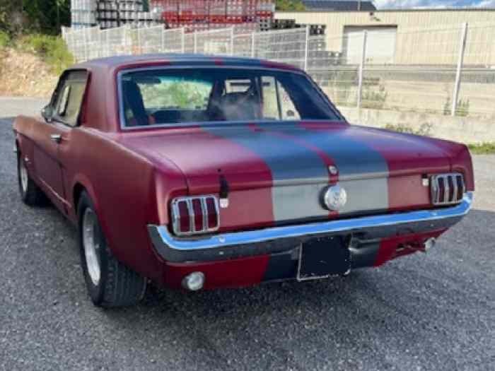 Ford Mustang 1