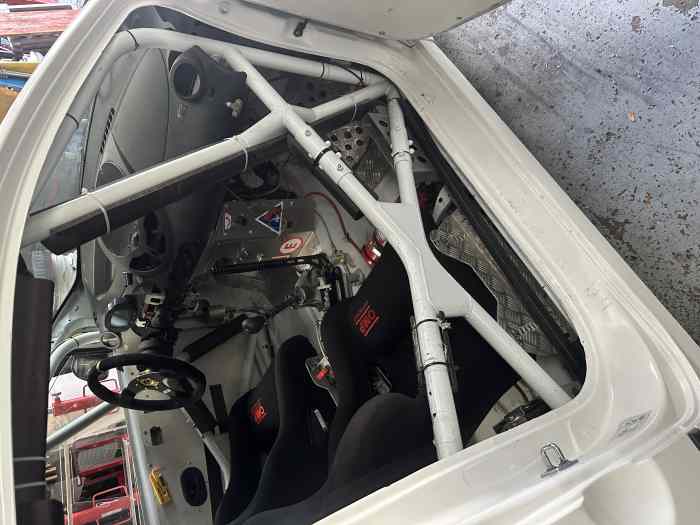 LOCATION TWINGO F2000/11 2