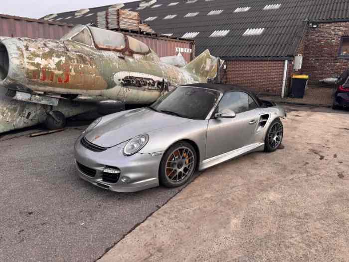 Porsche® 997 Turbo (03/2010) – 175 000...