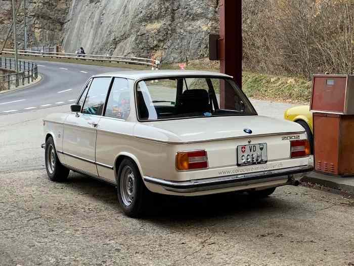 BMW 2002 / 1974 / voiture Suisse / expertisée vétéran CH / excellent état 4