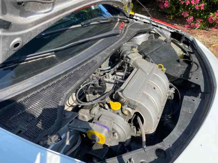 CLIO 3 F 2014 4