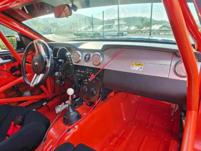 FORD Mustang 2