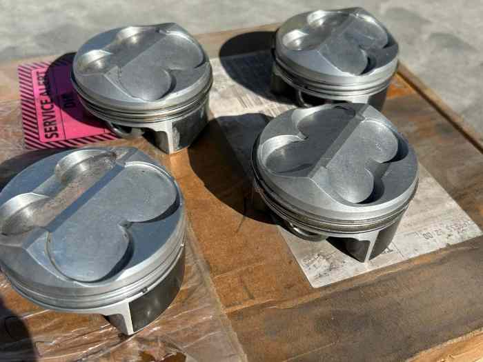 Piston mahle 0