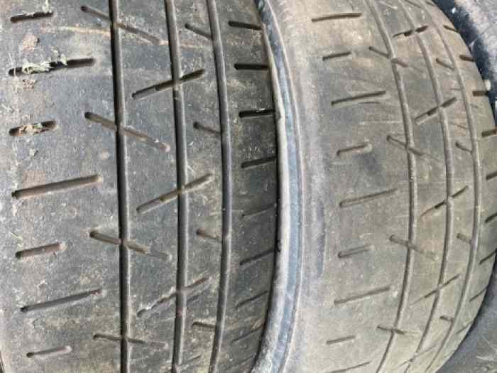 LOT PNEUS HANKOOK 16 P QUASI NEUF 2