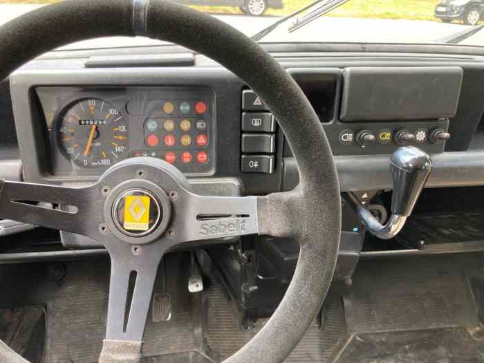 Renault R4 Grand Raid 3