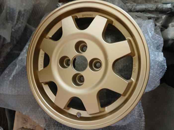 A vendre projet R9 Turbo phase 1 en préparation VHRS - Histo - Demo 4