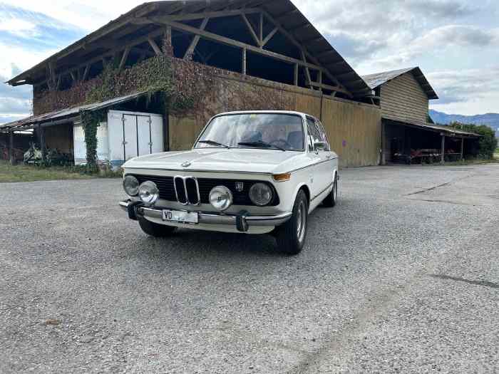 BMW 2002 / 1974 / voiture Suisse / expertisée vétéran CH / excellent état 2