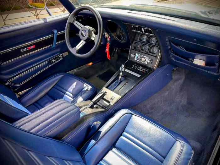 CHEVROLET CORVETTE C3 1977 2