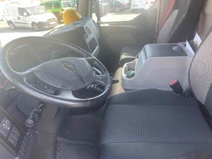 Renault d14 caisse hayon 1