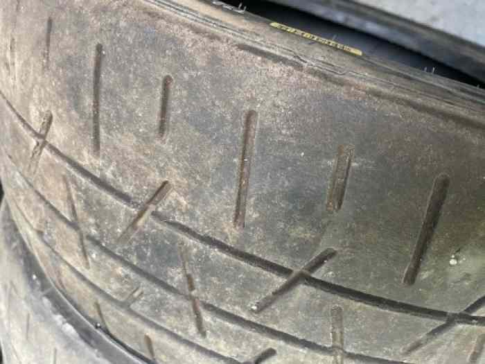 LOT PNEUS HANKOOK 16 P QUASI NEUF 0