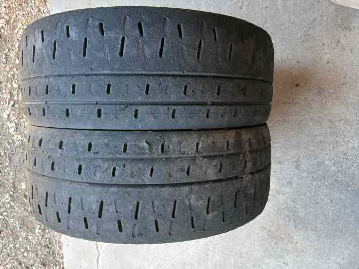 Pneus Pirelli 205 45 17 RA5 1