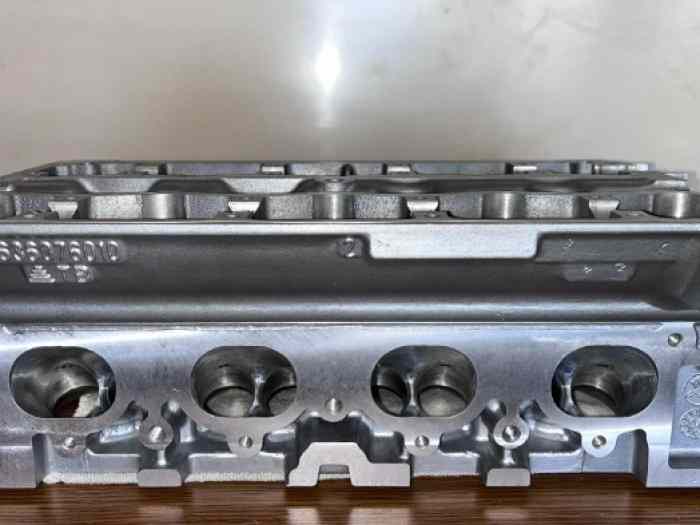 culasse tu5jp4 f2000 1
