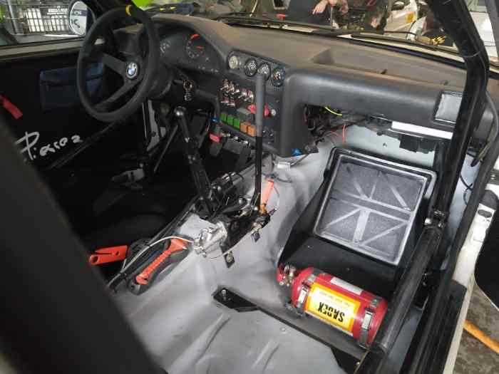 BMW 325 F+ 1