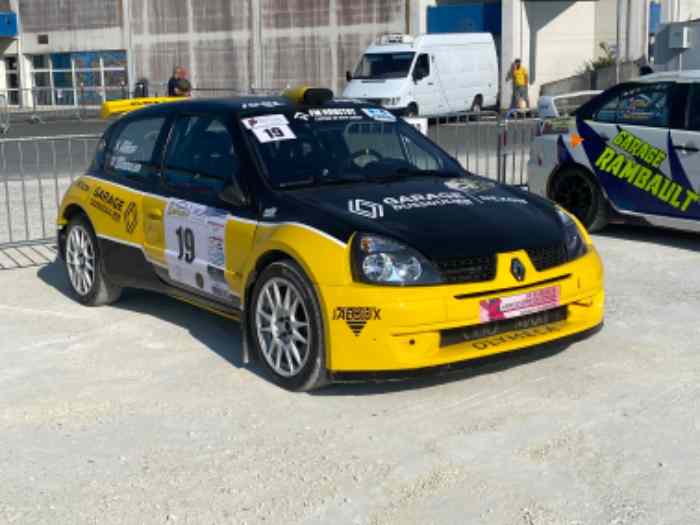 Clio Maxi F2000 1