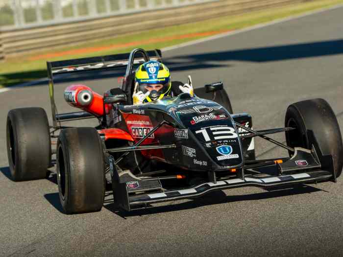 Dallara F306 0