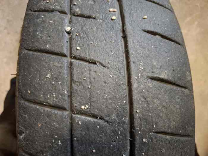 Pneu michelin 16 3