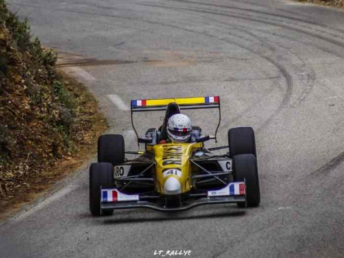 Formule Renault 2.0 Caparo 2010 1